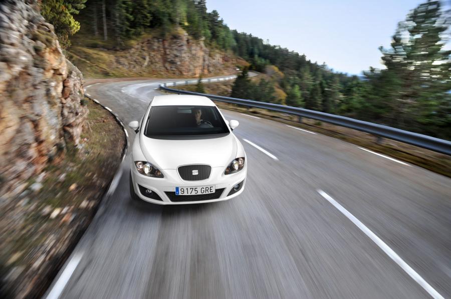  Seat Leon EcoMotive 2010 года  (фото 10 из 13)